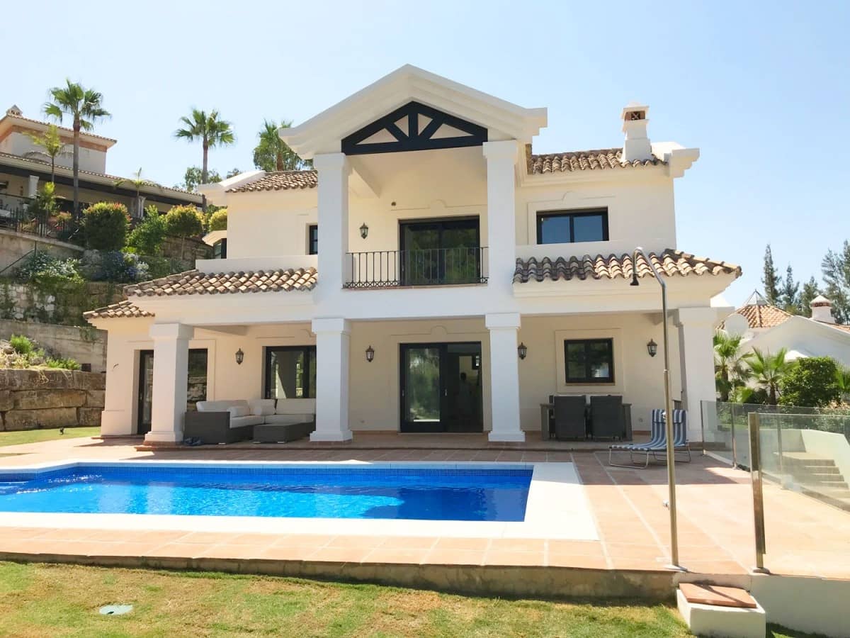 5 quarto Moradia para venda em Marbella com piscina garagem - 2 350 000 € (Ref: 9447827)