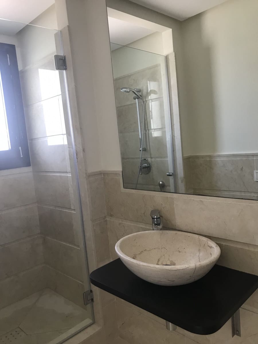 5 quarto Moradia para venda em Marbella com piscina garagem - 2 350 000 € (Ref: 9447827)