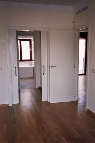 3 soverom Hus til salgs i Marbella med svømmebasseng garasje - € 530 000 (Ref: 9447830)