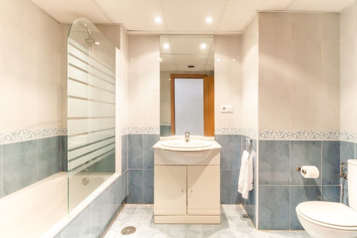 3 chambre Penthouse à vendre à San Pedro de Alcantara avec piscine garage - 349 000 € (Ref: 9447832)