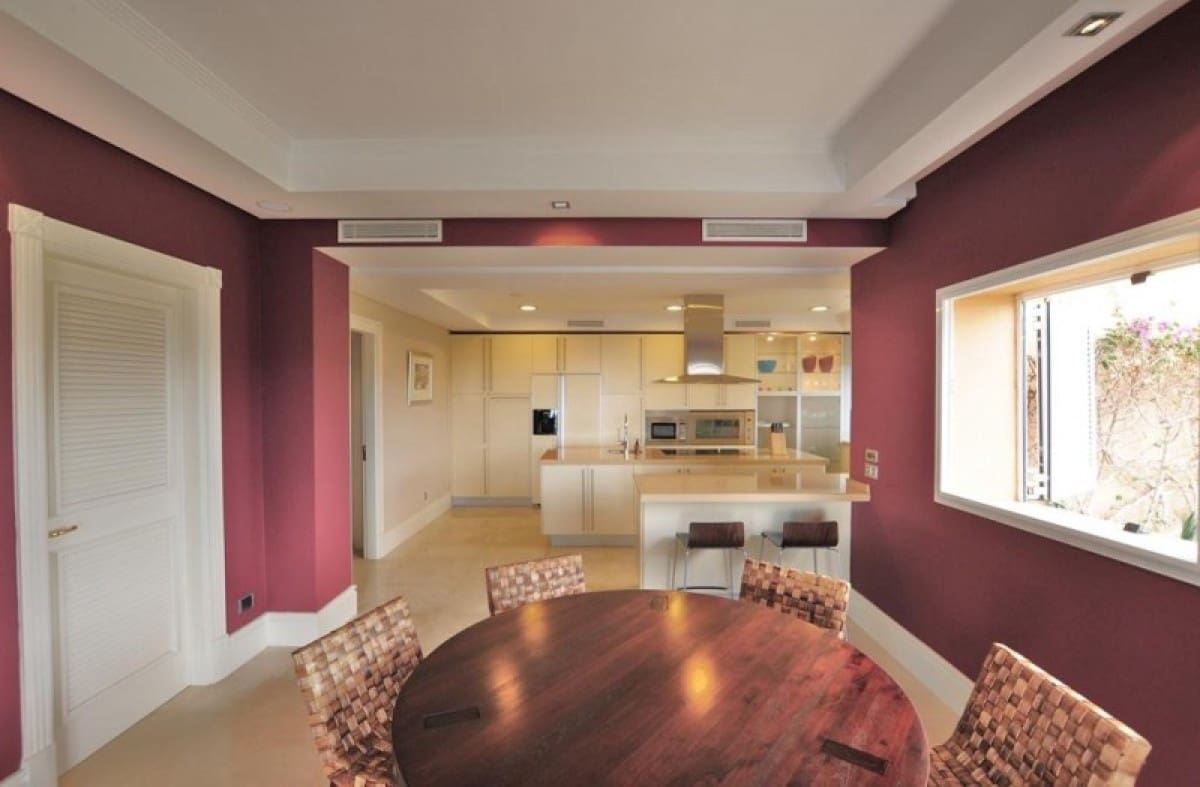 4 sypialnia Willa na sprzedaż w Marbella z basenem - 2 750 000 € (Ref: 9447834)