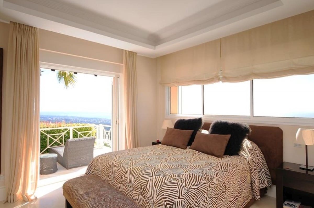 4 sypialnia Willa na sprzedaż w Marbella z basenem - 2 750 000 € (Ref: 9447834)