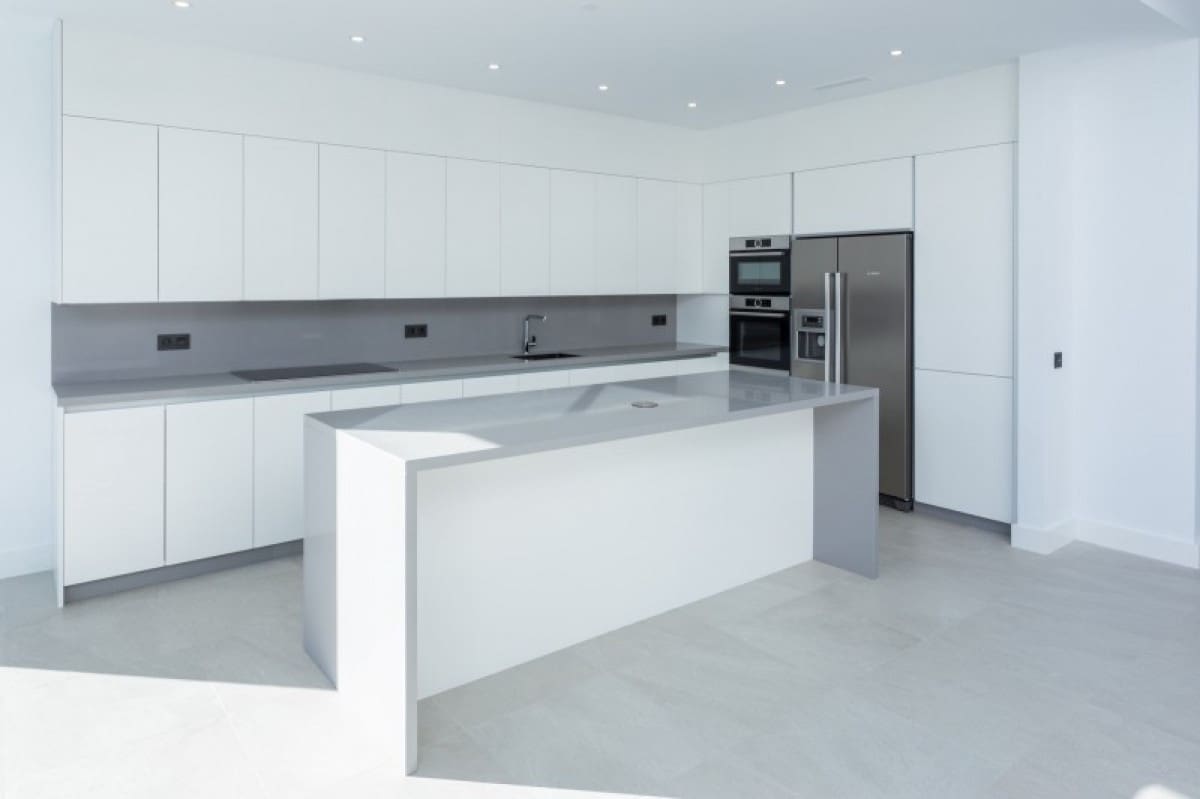 5 sypialnia Willa na sprzedaż w Marbella z basenem - 2 650 000 € (Ref: 9447836)