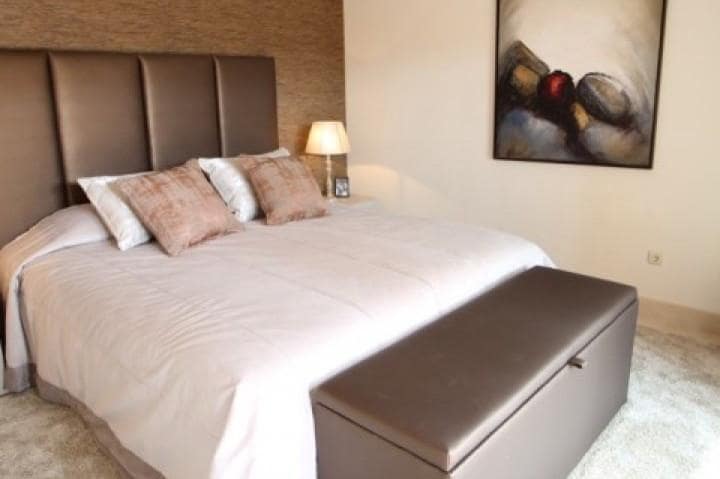 3 slaapkamer Penthouse te koop in Marbella met zwembad garage - € 1.250.000 (Ref: 9447845)