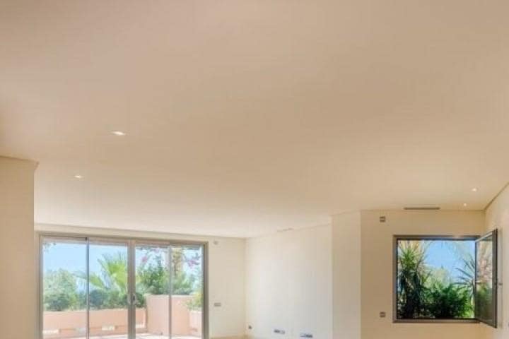 2 quarto Apartamento para venda em Marbella com piscina garagem - 895 000 € (Ref: 9447846)