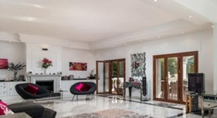 4 camera da letto Villa in vendita in Marbella con piscina - 1.875.000 € (Rif: 9447847)