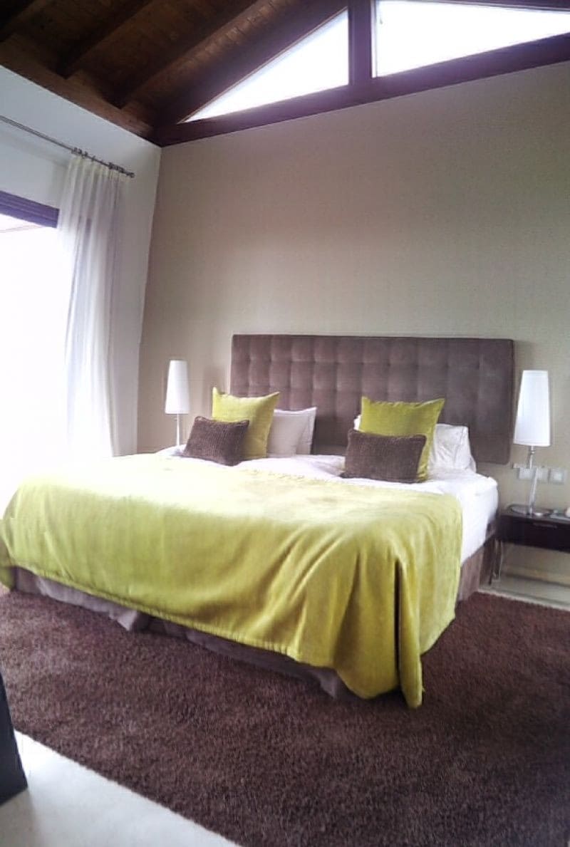 3 slaapkamer Penthouse te koop in Marbella met zwembad - € 1.700.000 (Ref: 9447852)