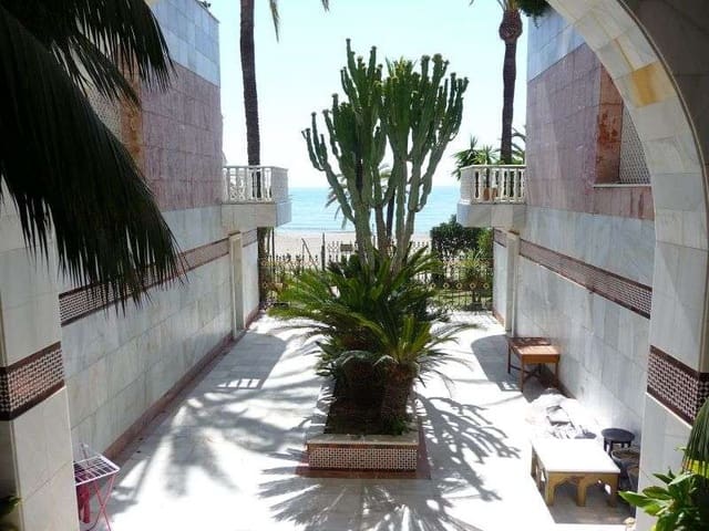 3 makuuhuone Huoneisto myytävänä paikassa Puerto Banus, Marbella mukana uima-altaan - 1 695 000 € (Ref: 9447854)