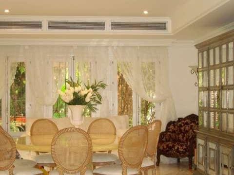 5 sovrum Villa till salu i El Paraiso med pool garage - 1 695 000 € (Ref: 9447860)