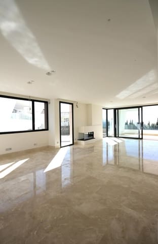 4 makuuhuone Kattohuoneisto myytävänä paikassa Marbella mukana uima-altaan - 2 975 000 € (Ref: 9447872)