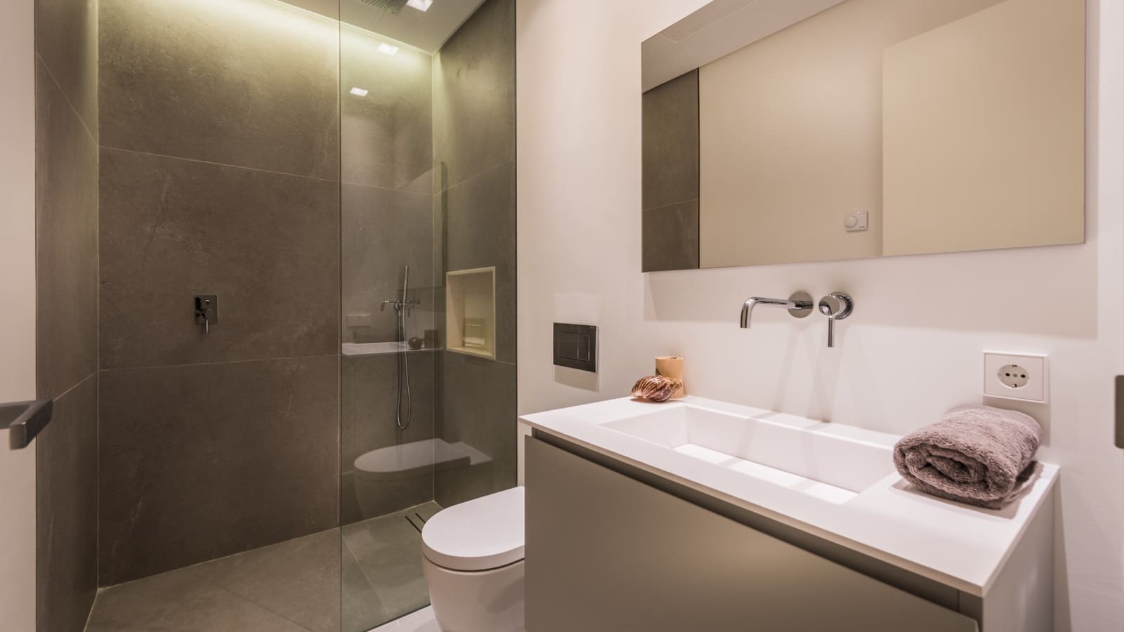 Chalet de 6 habitaciones en Benahavís en venta con piscina garaje - 3.750.000 € (Ref: 9447879)