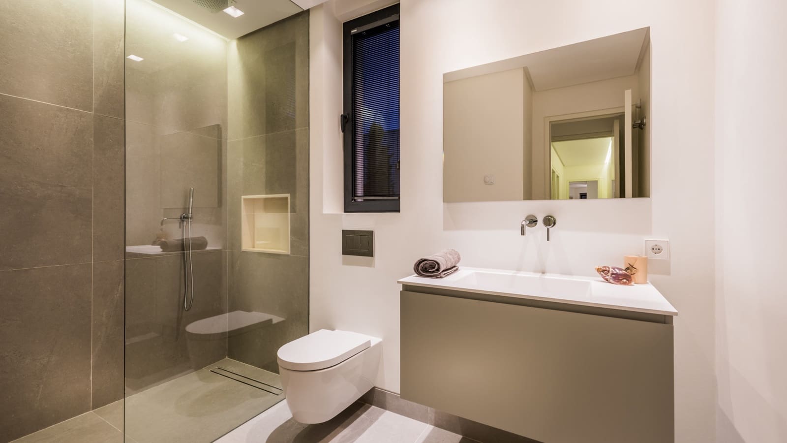 Chalet de 6 habitaciones en Benahavís en venta con piscina garaje - 3.750.000 € (Ref: 9447879)