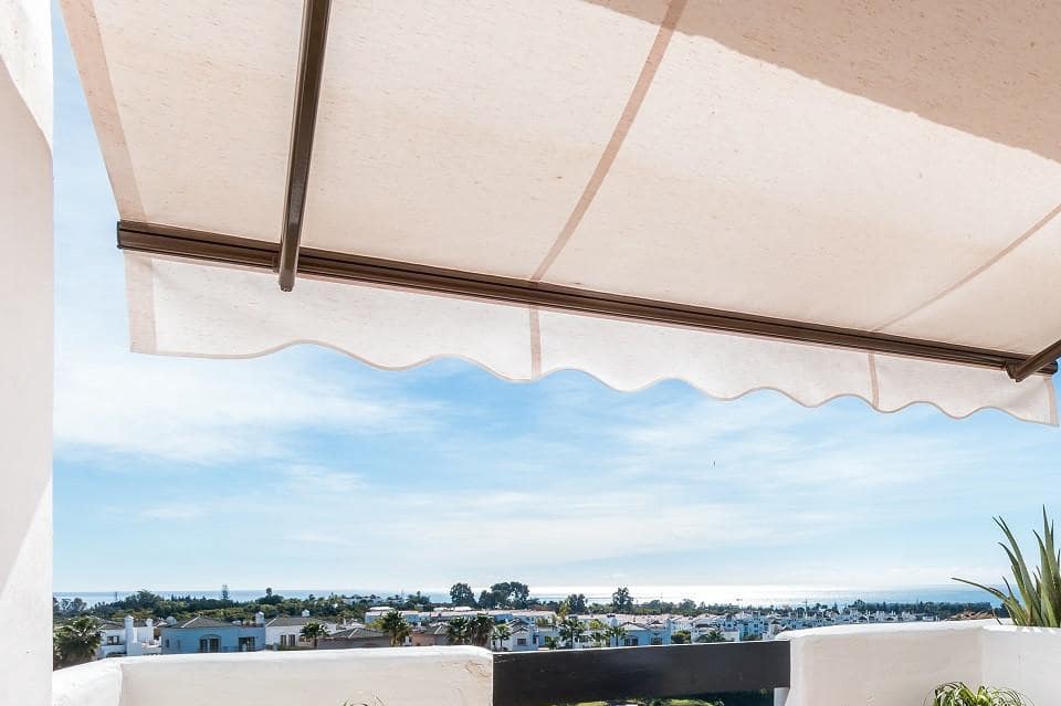 1 bedroom Penthouse for sale in Estepona with pool garage - € 218,000 (Ref: 9447880)