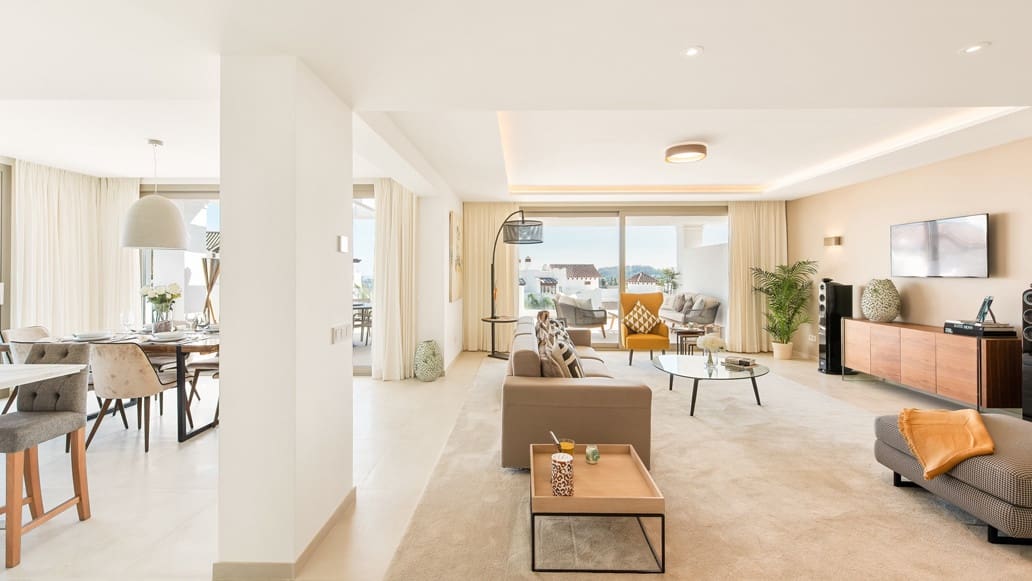 2 bedroom Apartment for sale in Marbella with pool garage - € 721,000 (Ref: 9447887)