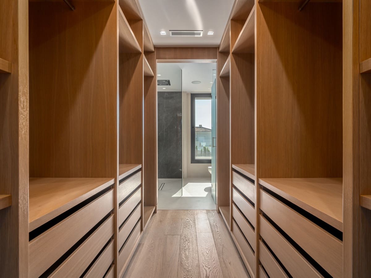 Chalet de 5 habitaciones en Nueva Andalucia en venta con piscina garaje - 3.500.000 € (Ref: 9447899)