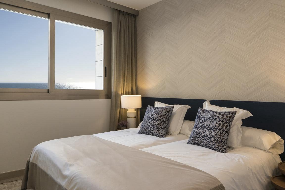 3 bedroom Apartment for sale in Mijas Costa with pool garage - € 895,000 (Ref: 9447908)