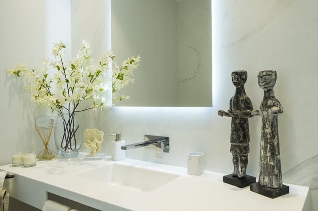 3 bedroom Apartment for sale in Mijas Costa, Mijas with pool garage - € 895,000 (Ref: 9447908)