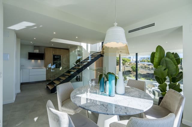 3 soveværelse Villa til salg i Marbella med swimmingpool garage - € 980.000 (Ref: 9447909)