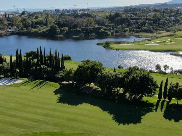 5 bedroom Villa for sale in Marbella with pool - € 4,500,000 (Ref: 9447942)