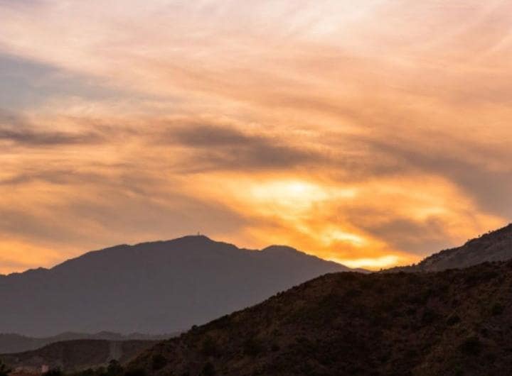 5 chambre Penthouse à vendre à Benahavis avec piscine - 1 250 000 € (Ref: 9447956)