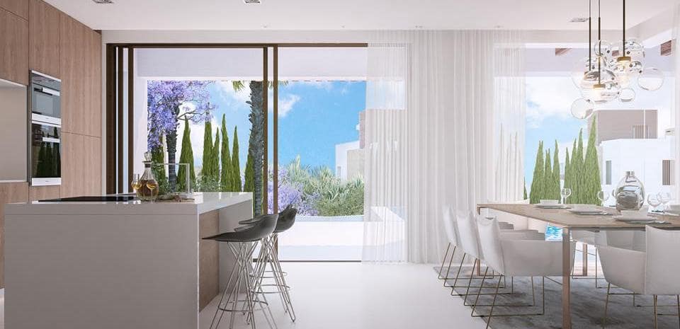 4 soverom Villa til salgs i Golden Mile med svømmebasseng garasje - € 1 980 000 (Ref: 9447962)