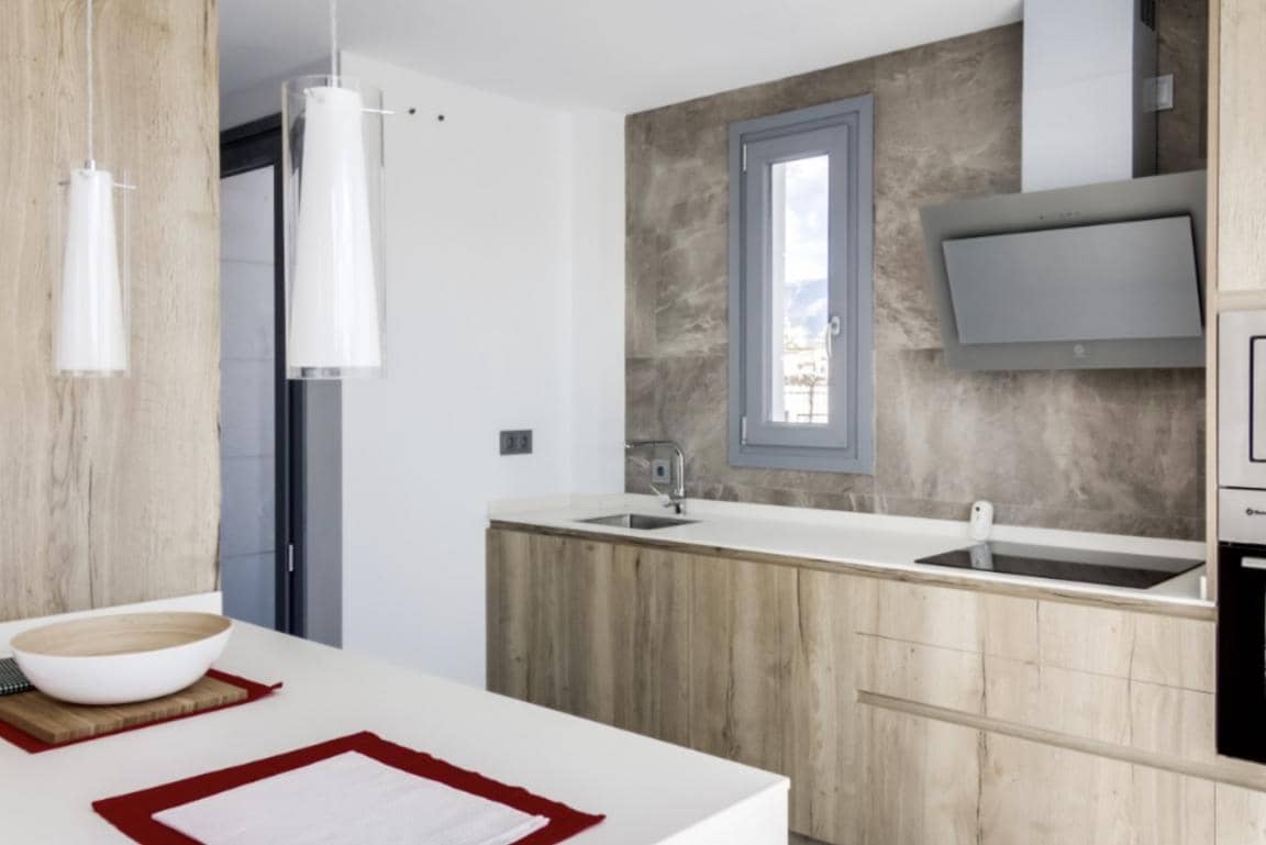 3 sypialnia Willa na sprzedaż w Marbella z basenem garażem - 850 000 € (Ref: 9447967)