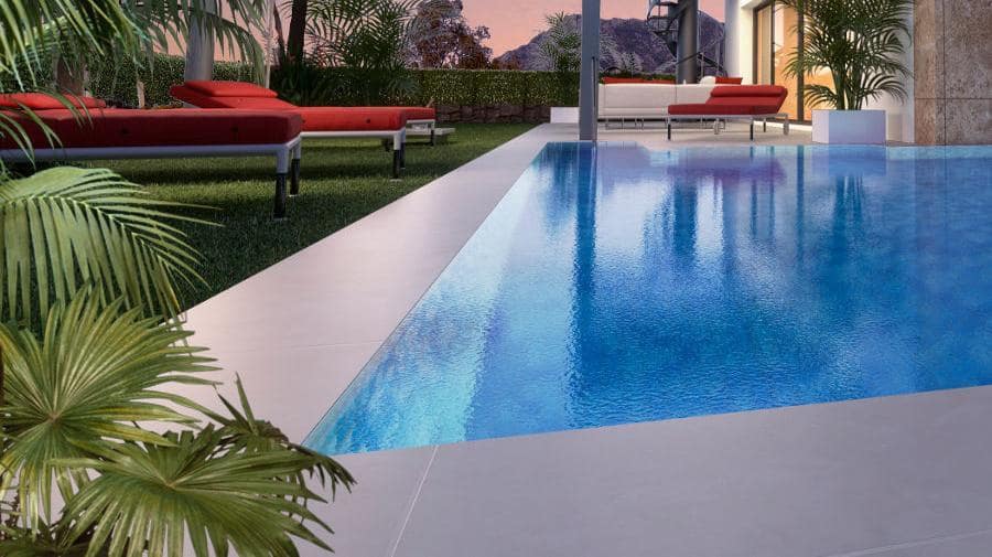 5 sypialnia Willa na sprzedaż w Marbella z basenem garażem - 1 950 000 € (Ref: 9447974)