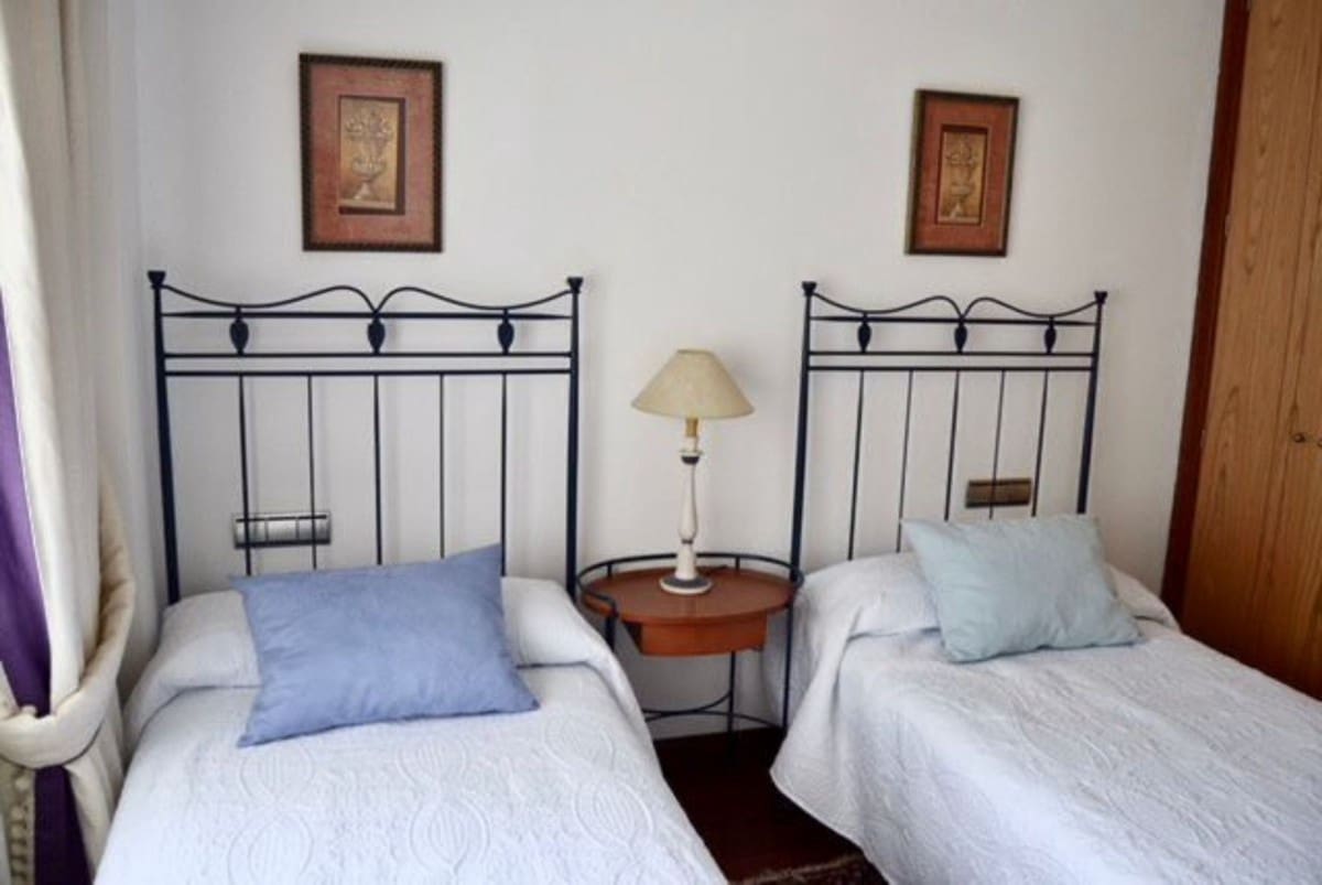 4 Zimmer Apartment zu verkaufen in Marbella mit Pool Garage - 1.155.000 € (Ref: 9447975)