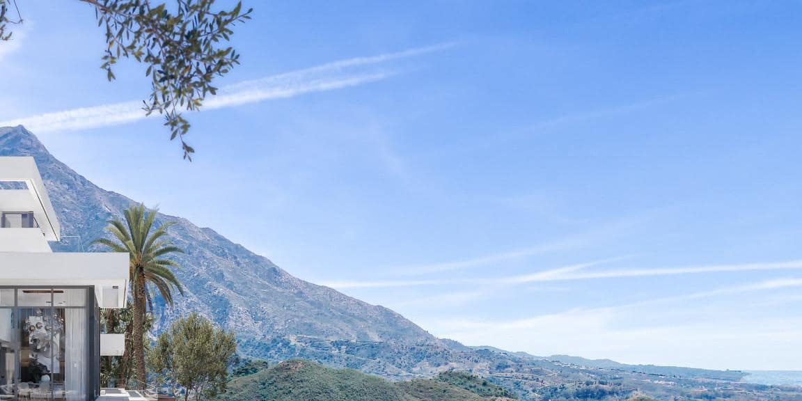 4 sypialnia Willa na sprzedaż w Marbella z basenem garażem - 1 900 000 € (Ref: 9447978)