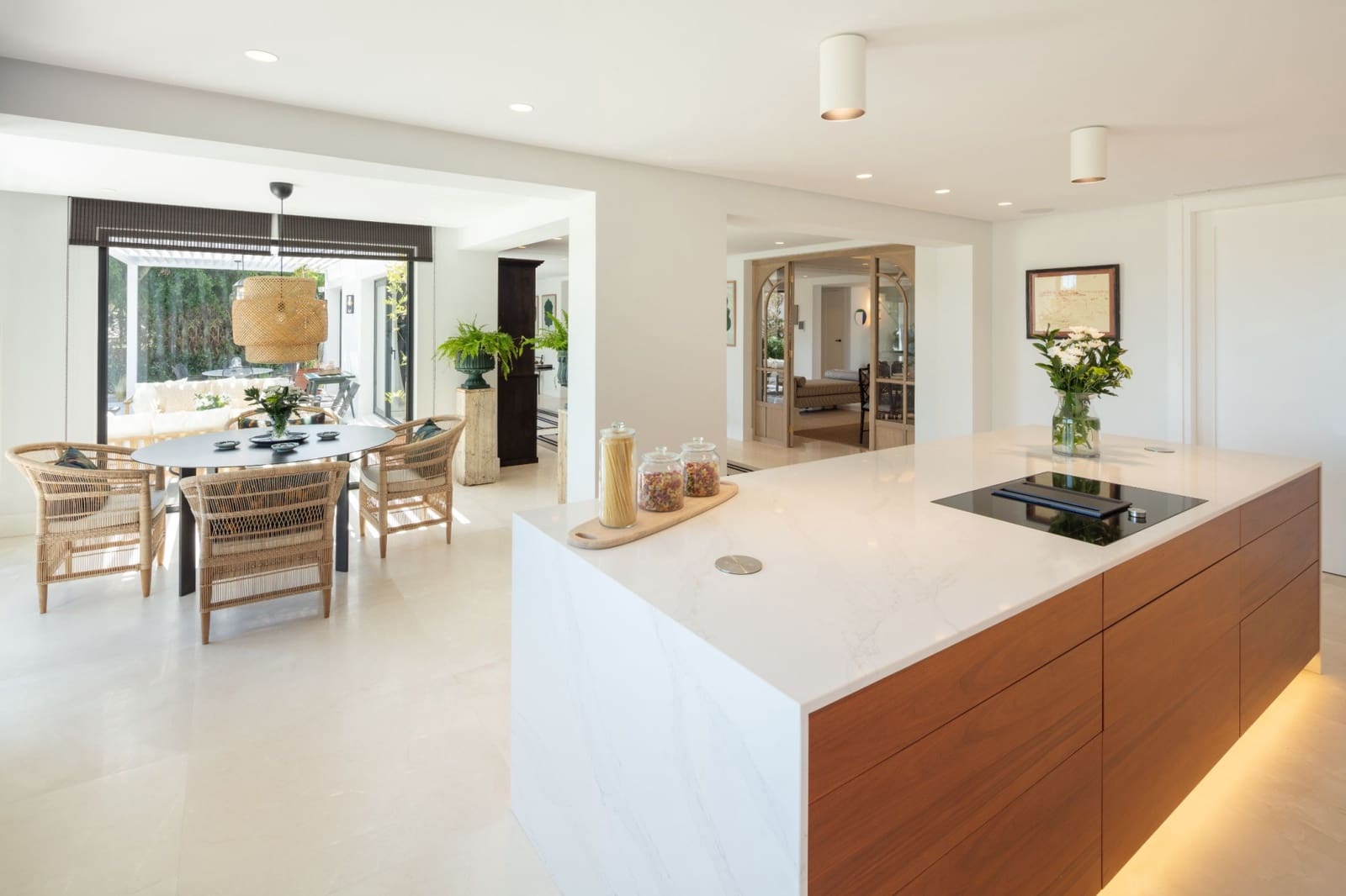 6 sypialnia Willa na sprzedaż w Marbella z basenem garażem - 4 200 000 € (Ref: 9447980)