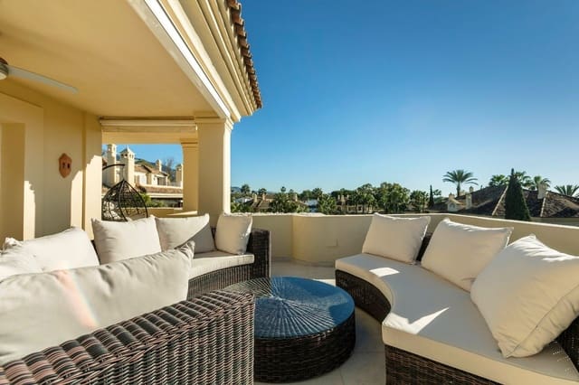 3 sovrum Takvåning till salu i Marbella med pool garage - 1 750 000 € (Ref: 9448001)