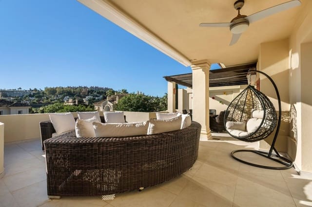 3 sovrum Takvåning till salu i Marbella med pool garage - 1 750 000 € (Ref: 9448001)