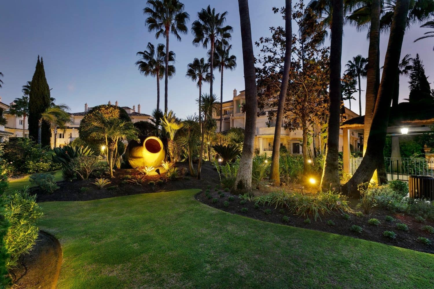 3 slaapkamer Penthouse te koop in Marbella met zwembad garage - € 1.750.000 (Ref: 9448001)