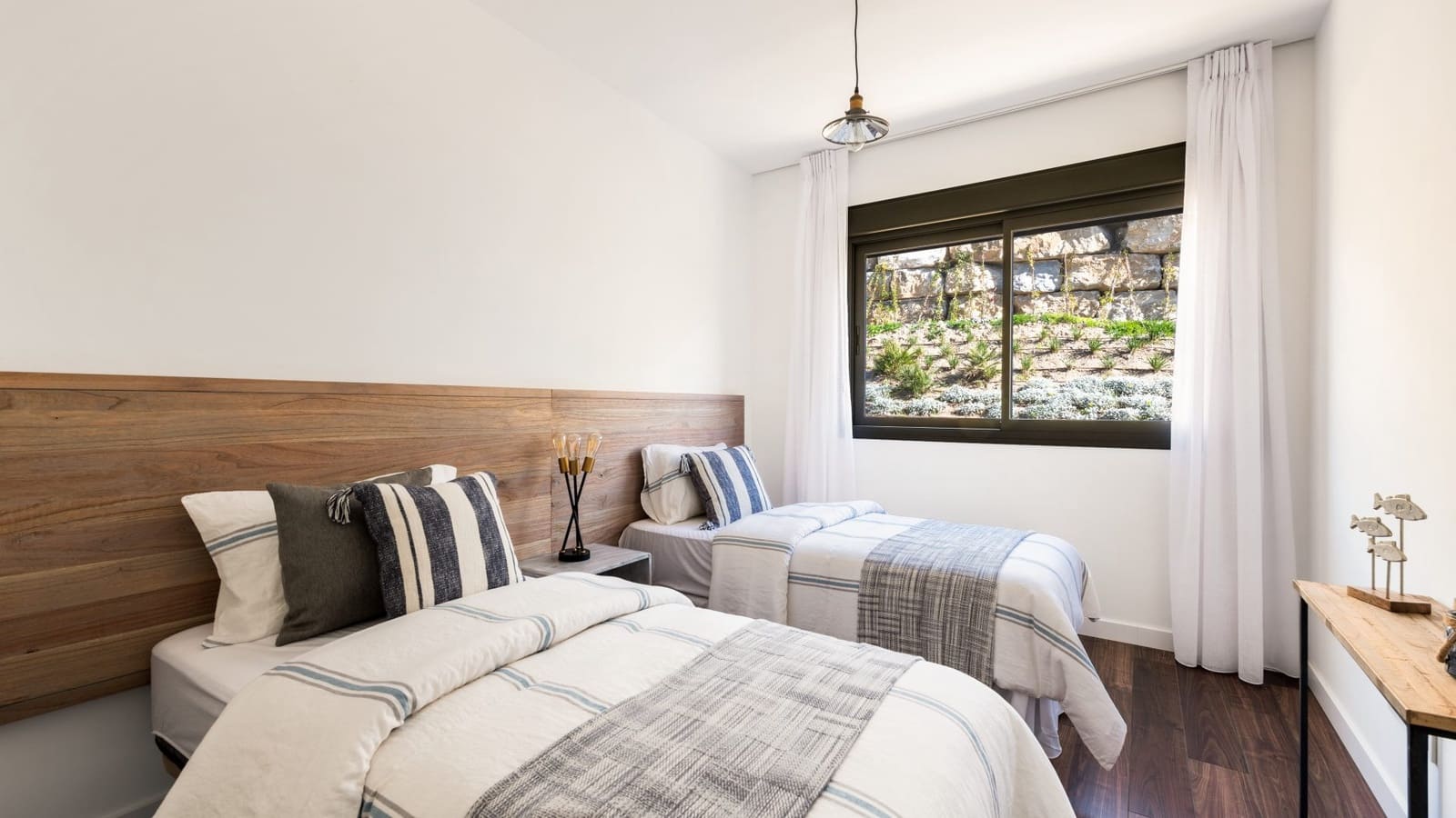 3 sypialnia Willa na sprzedaż w Marbella z basenem garażem - 268 000 € (Ref: 9448007)