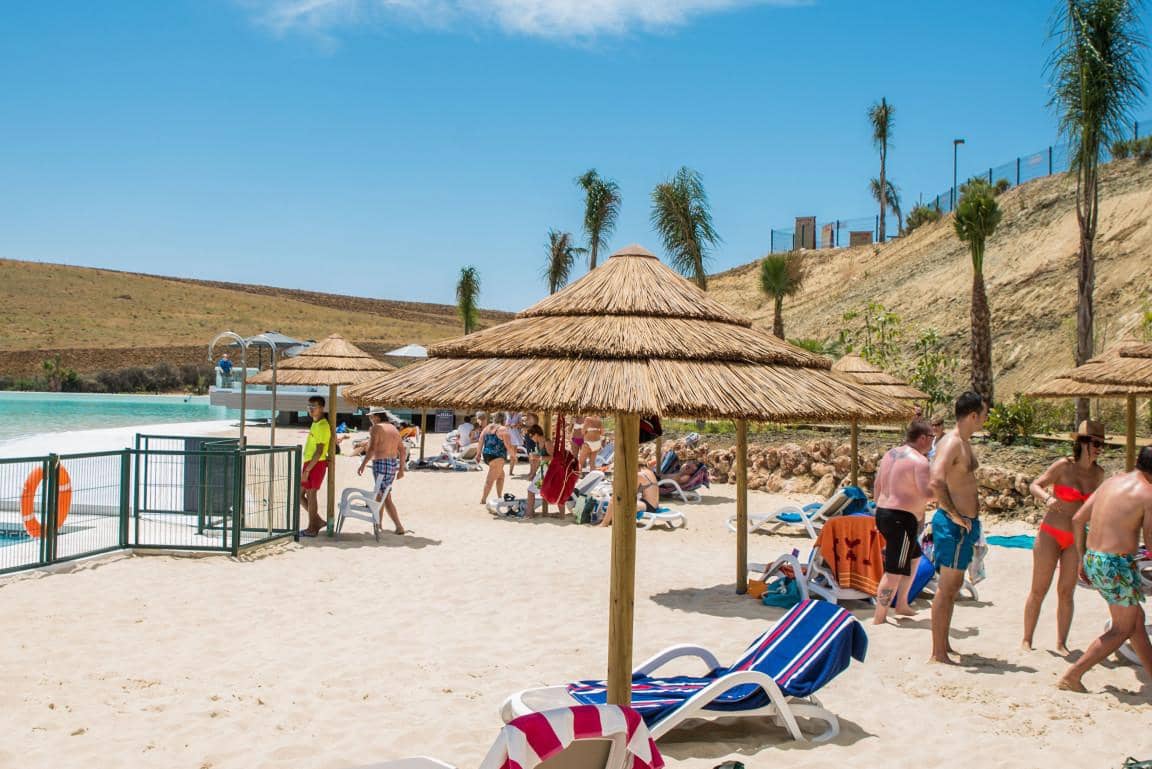 2 bedroom Apartment for sale in Marbella with pool garage - € 249,000 (Ref: 9448009)