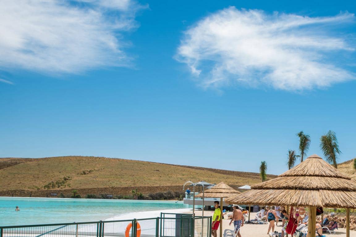 2 bedroom Apartment for sale in Marbella with pool garage - € 249,000 (Ref: 9448009)