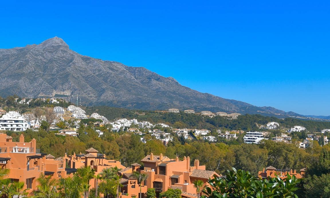 3 makuuhuone Huoneisto myytävänä paikassa Marbella mukana uima-altaan 
autotalli - 465 000 € (Ref: 9448011)