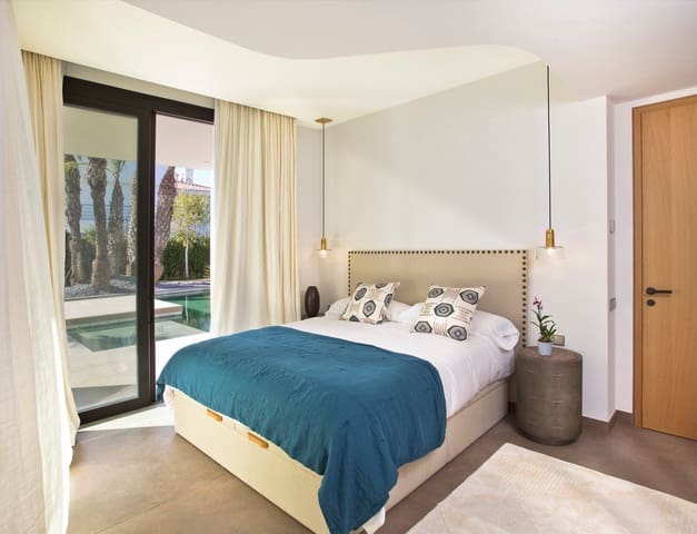 4 quarto Moradia para venda em Guadalmina Baja, Marbella com piscina garagem - 3 200 000 € (Ref: 9448014)