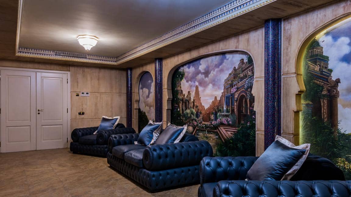 7 sypialnia Willa na sprzedaż w Marbella z basenem garażem - 6 700 000 € (Ref: 9448024)