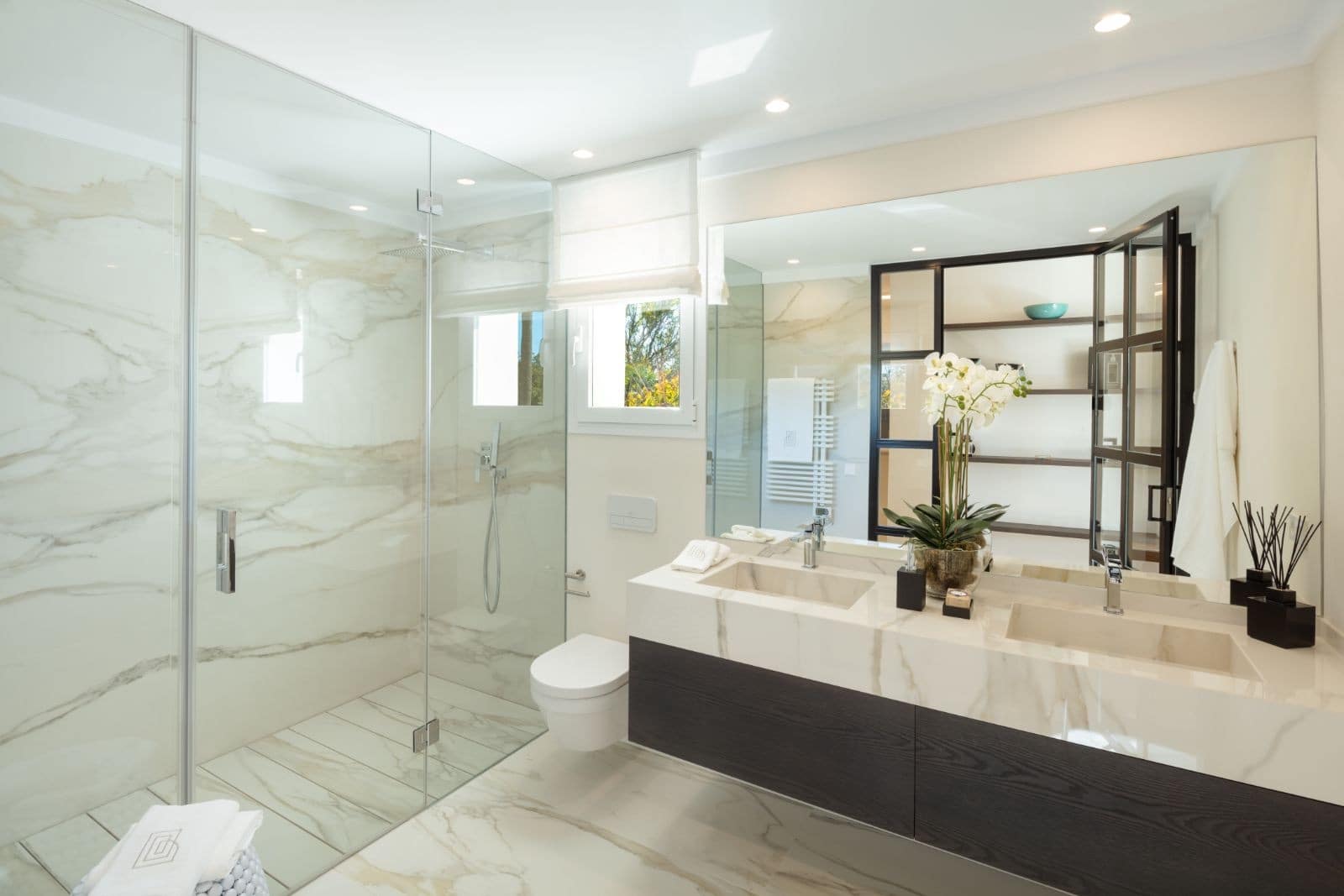 Chalet de 4 habitaciones en Marbella en venta con piscina garaje - 3.695.000 € (Ref: 9448026)