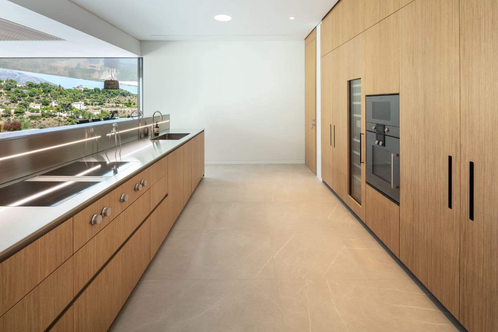 8 soveværelse Villa til salg i Marbella med swimmingpool garage - € 8.750.000 (Ref: 9448040)