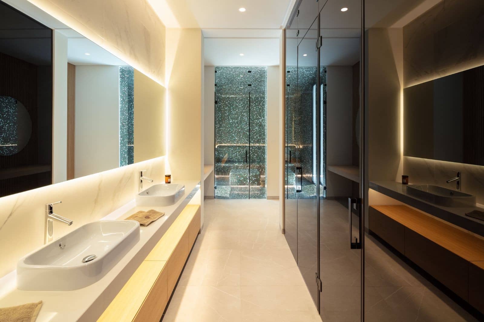 8 soveværelse Villa til salg i Marbella med swimmingpool garage - € 8.750.000 (Ref: 9448040)