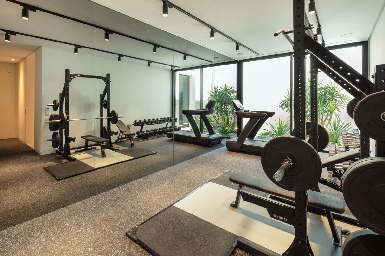 8 soveværelse Villa til salg i Marbella med swimmingpool garage - € 8.750.000 (Ref: 9448040)