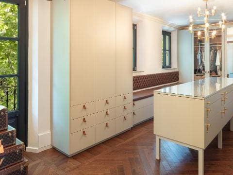 7 quarto Moradia para venda em Marbella com piscina garagem - 12 500 000 € (Ref: 9448051)