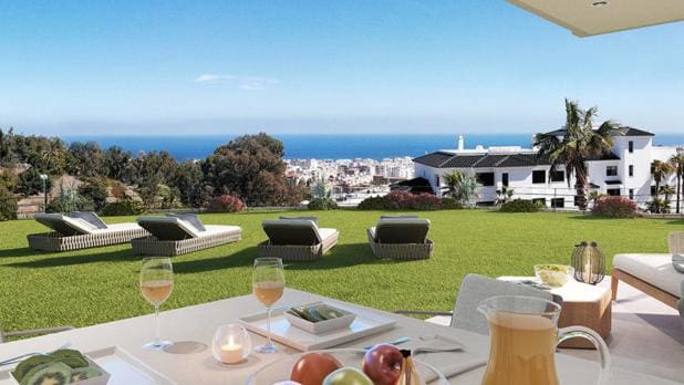 Apartamento de 2 habitaciones en Marbella en venta con piscina garaje - 357.000 € (Ref: 9448054)