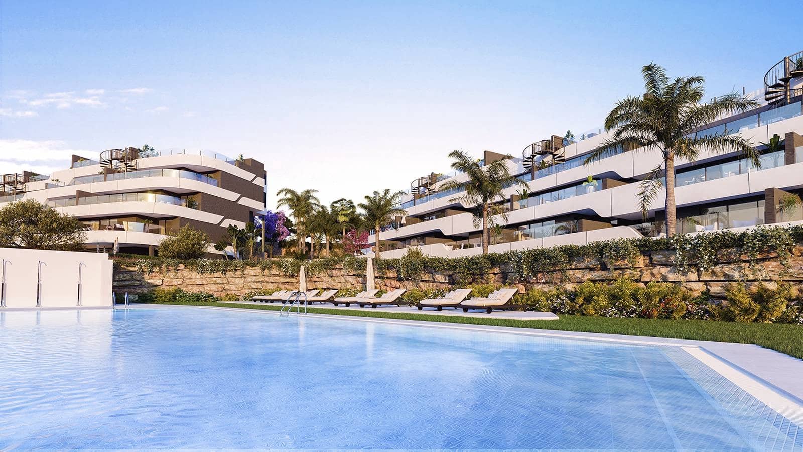 Apartamento de 2 habitaciones en Estepona en venta con piscina garaje - 248.000 € (Ref: 9448069)