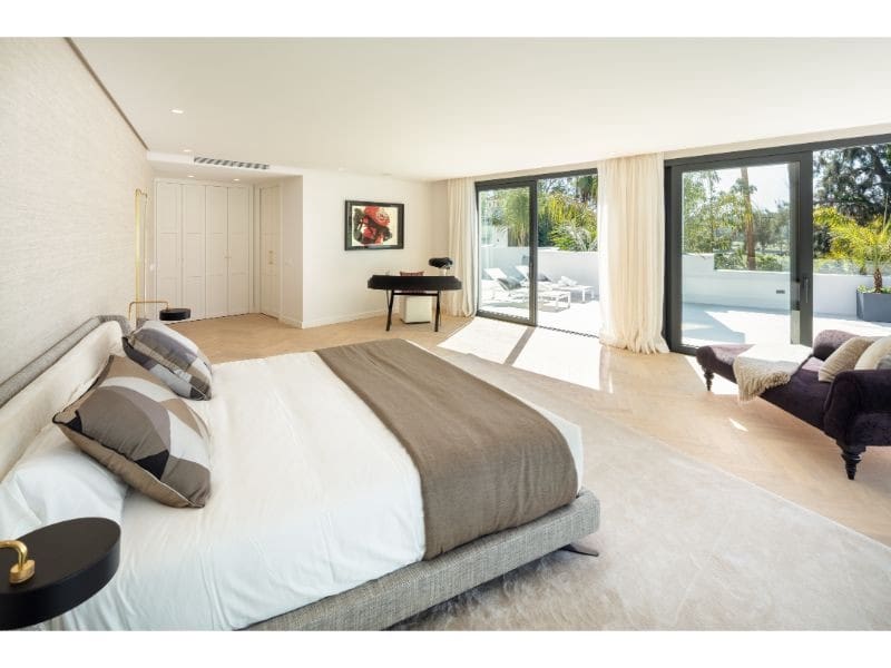 5 quarto Moradia para venda em Marbella com piscina garagem - 4 595 000 € (Ref: 9448071)