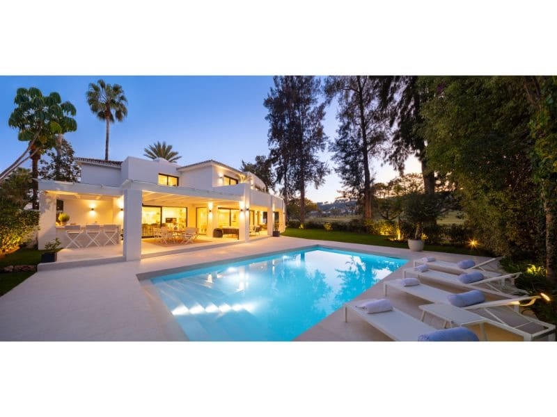 5 quarto Moradia para venda em Marbella com piscina garagem - 4 595 000 € (Ref: 9448071)