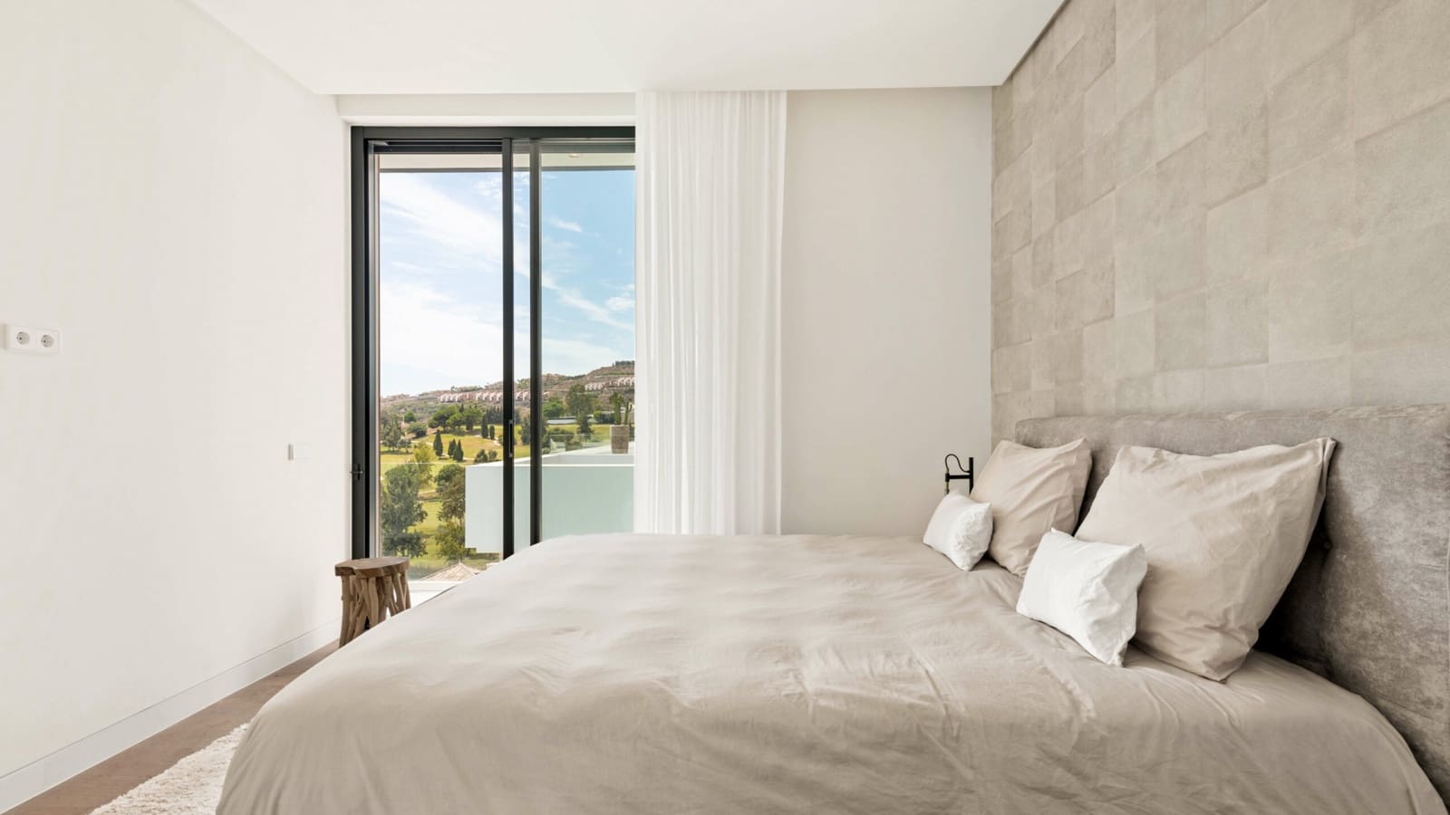 Chalet de 7 habitaciones en Marbella en venta con piscina garaje - 4.900.000 € (Ref: 9448076)