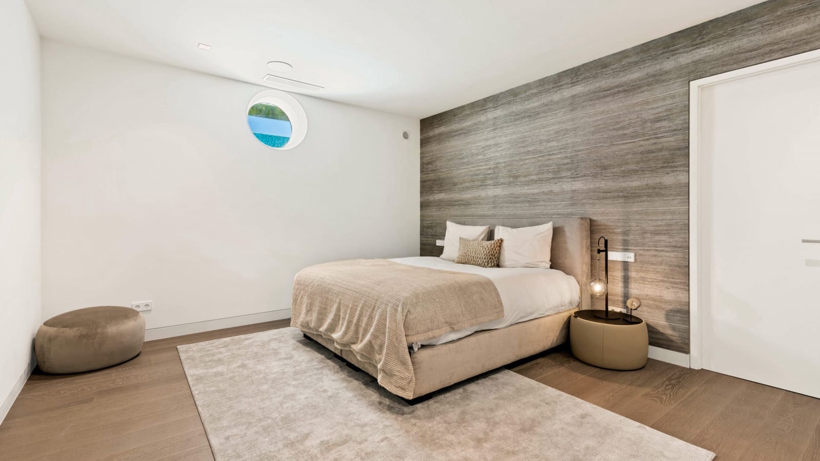 Chalet de 7 habitaciones en Marbella en venta con piscina garaje - 4.900.000 € (Ref: 9448076)